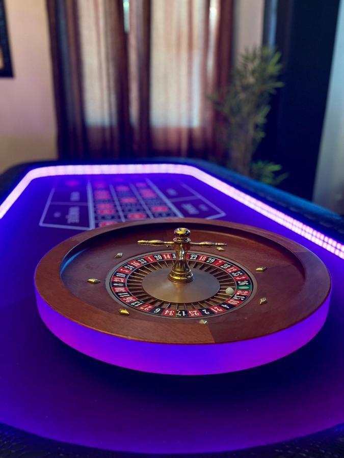 Capsule Casino - Jacuzzi - Billard - Netflix - Console & Jeux Lejlighed Mons Eksteriør billede