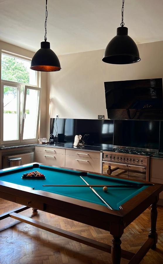 Capsule Casino - Jacuzzi - Billard - Netflix - Console & Jeux Lejlighed Mons Eksteriør billede