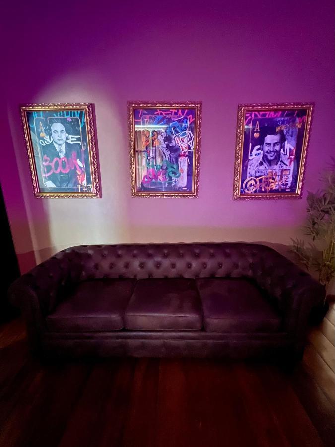 Capsule Casino - Jacuzzi - Billard - Netflix - Console & Jeux Lejlighed Mons Eksteriør billede